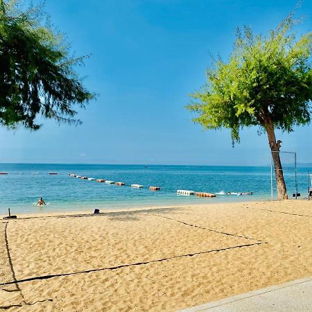 Sunny Beach Residence Jomtien Beach Exterior photo